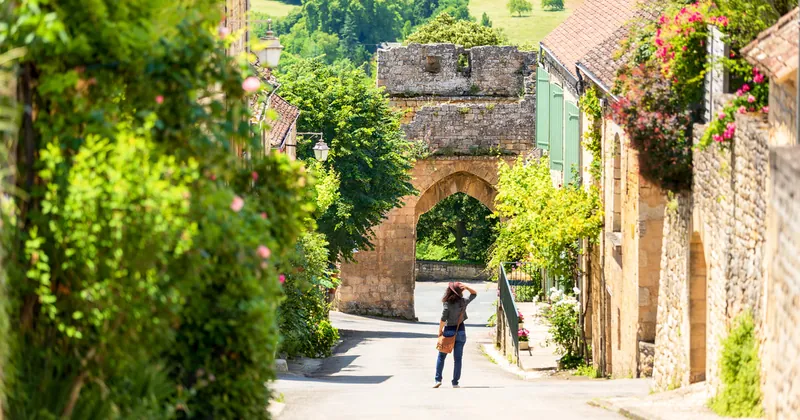Ab Sarlat: Beynac & Domme Tour & Bootsfahrt auf der Dordogne